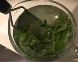 Foto del paso 1 de la receta: Agua alcalinizante detox