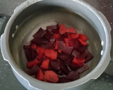 பீட்ரூட் கேரட் சூப்(beetroot carrot soup recipe in tamil) ரெசிபி ஸ்டேப் 2 புகைப்படம்