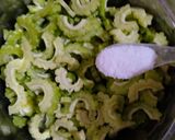 Foto langkah ke 1 dari resep Tumis Pare.