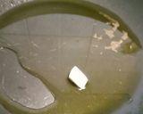 A picture of step 2 of Mezzi paccheri con arogosta al nero di seppia.