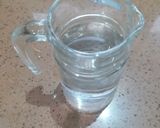 A picture of step 1 of Detox Drinks (kiwi lemon detox & apple cider vinegar drink).