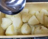 A picture of step 1 of My Marinaded Rump Steak with Onions & Cheesy Potatoes 😘.