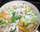 Foto langkah ke 2 dari resep Capcay with Shimeji Mushroom.