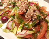 Foto del paso 2 de la receta: Ensalada de encurtidos y atún