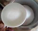 A picture of step 2 of Besan ka halwa.