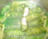 Hình bước làm 2 của món Canh cải cuộn thịt