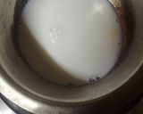 A picture of step 1 of Choco straberry dip.