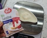 Hình bước làm 1 của món Pudding Bơ sữa 🥑