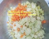 Gambar langkah 3 resipi Bubur Pedas Sarawak.