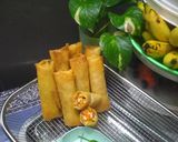 Foto langkah ke 9 dari resep Lumpia isi wortel ayam.