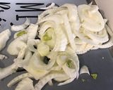 Une image de l'étape 1 de Fenouil et tomates au gigot d'agneau.