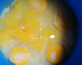 Foto langkah ke 3 dari resep Bolu Karamel (Sarang Semut 5 Telur).