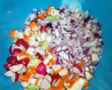 Foto del paso 2 de la receta: Ensalada de pepino y surumi
