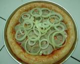 Foto langkah ke 5 dari resep Pizza ekonomis eggless by Naning.