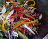 Foto del paso 5 de la receta: Fideos salteados con verdura (Chow Mein)