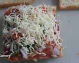 A picture of step 4 of Cheesy Twist Veggie Sandwich.
