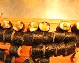 Foto del paso 2 de la receta: Sushis y bombitas salmoneadas