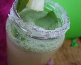 A picture of step 4 of Pineapple Mojito 🍍.