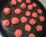 Foto del paso 3 de la receta: Albóndigas de carne rellena con queso