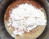Foto langkah ke 5 dari resep Bolu Coklat Lembut favorit.