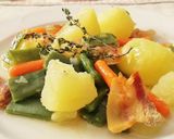 Foto del paso 3 de la receta: Hervido de Judías verdes, Zanahoria y Patatas con Papada ibérica
