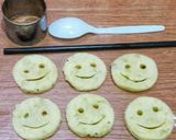 Foto langkah ke 3 dari resep Smiley Potato.