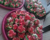 Foto langkah ke 12 dari resep Bolu kukus mekar semangka ekonomis tanpa santan,soda atau UHT.