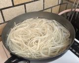A picture of step 3 of Remake! Japanese Dashi Curry Udon.