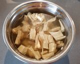 Foto langkah ke 1 dari resep Healthy Soft Tofu Stew(Sup Tahu untuk kesehatan).