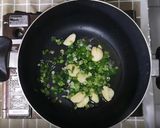 Foto langkah ke 3 dari resep Korean Spicy Seafood Soup (Sup seafood pedas ala korea).