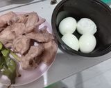 Foto langkah ke 4 dari resep Opor ayam Telur santan kara.