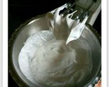 A picture of step 1 of Tender coconut ice cream.