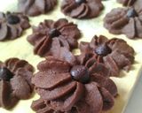 Foto langkah ke 6 dari resep 29. Semprit Coklat Putih Telur #seninsemangat.