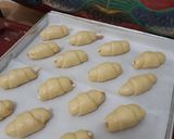 Foto langkah ke 6 dari resep Roti sosis keju saus mayones.