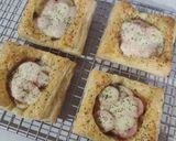 Foto langkah ke 3 dari resep Pizza Puff Pastry.