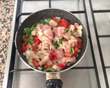 Foto del paso 4 de la receta: Fajitas con pollo, pimiento y cebolla