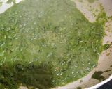 A picture of step 5 of Palak Methi Matar.