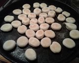 Foto del paso 2 de la receta: Bizcochitos de grasa. Delicia total