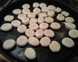 Foto del paso 2 de la receta: Bizcochitos de grasa. Delicia total