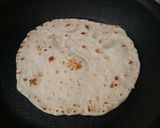 A picture of step 5 of Arabic pita breads.