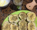 Foto langkah ke 4 dari resep Garlic bread saus bolognese.