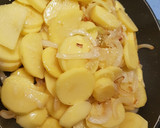 Foto del paso 5 de la receta: Merluza al horno con patatas