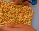 A picture of step 9 of Peanut jaggery chikki.