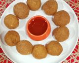 A picture of step 5 of Crispy Corn Cheese Balls.