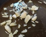 Foto del paso 2 de la receta: Tintorera con salsa de ajo al limón