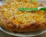 Sajtos szélű pizzatészta recept fázis 4 fotója
