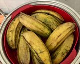 Foto langkah ke 1 dari resep Cemilan bola pisang coklat lumer.
