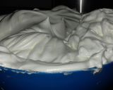 Foto langkah ke 3 dari resep Cream Cheese Chiffon Cake.