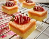 Foto langkah ke 6 dari resep Cake Kukus Stroberi.