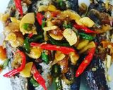 Foto langkah ke 6 dari resep Ikan Kranjang Bumbu Tauco.